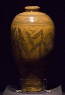黑釉黄釉黑彩竹纹瓶图片