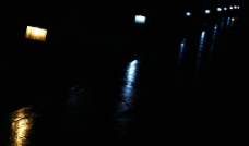 雨夜小路 反方向图片