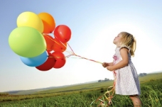 儿童与气球——高清图片